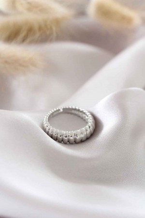 Gümüş Renk Ayarlamalı Burgu Kadın Yüzük - TJ-BYK1504