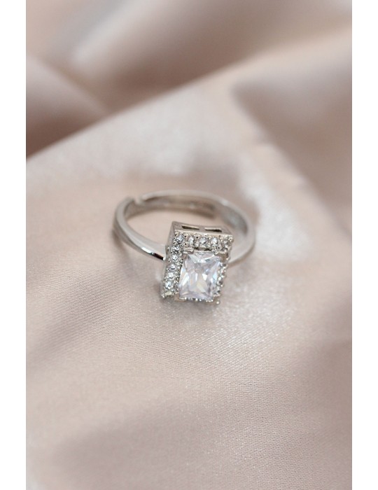 Ayarlamalı Silver Renk Metal Zirkon ve Kristal Taşlı Dikdörtgen Model Yüzük - TJ-BYK2067