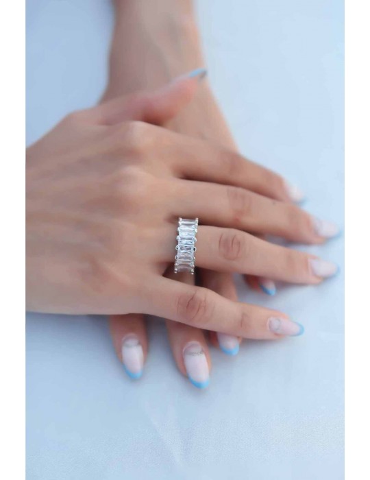 Zirkon Taşlı Gümüş Renk Baget Kadın Yüzük - TJ-BYK2341