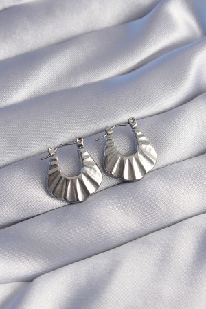 316L Çelik Gümüş Renk Kabartmalı Görünüm Küpe - TJ-BKP9046 316L Çelik Gümüş Renk Kabartmalı Görünüm Küpe - TJ-BKP9046