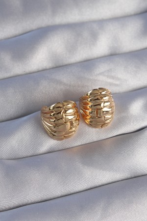 Pirinç Gold Renk Tırtıklı Minimal Bombeli Tasarım Küpe - TJ-BKP9080