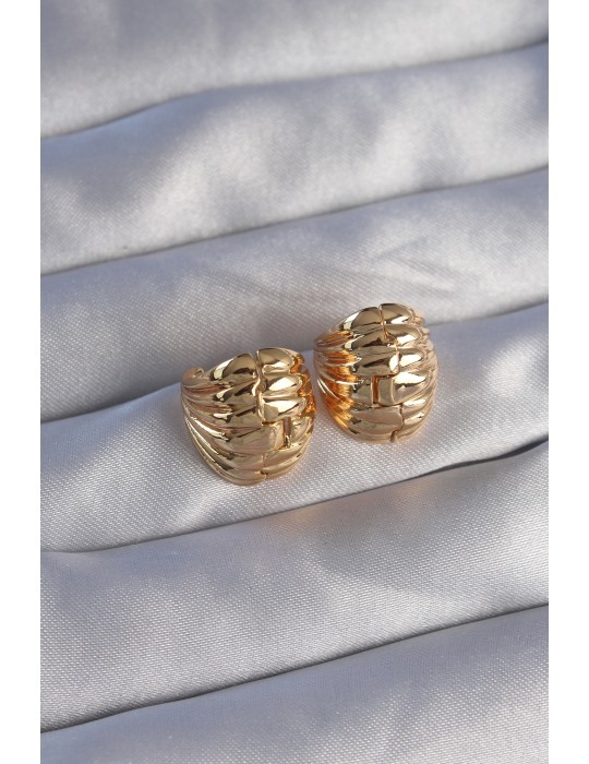 Pirinç Gold Renk Tırtıklı Minimal Bombeli Tasarım Küpe - TJ-BKP9080