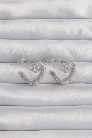 Pirinç Gümüş Renk Zirkon Taşlı Kıvrımlı Yarım Kalp Küpe - TJ-BKP9278 Pirinç Gümüş Renk Zirkon Taşlı Kıvrımlı Yarım Kalp Küpe - TJ-BKP9278