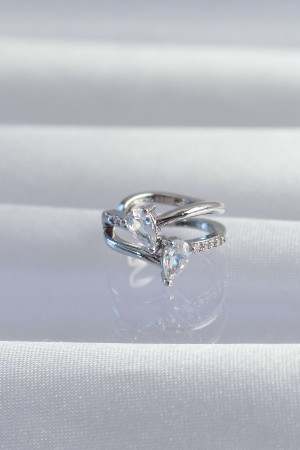 Pirinç Gümüş Renk Zirkon Taşlı Damla Earcuff Küpe - TJ-BKP9334 Pirinç Gümüş Renk Zirkon Taşlı Damla Earcuff Küpe - TJ-BKP9334