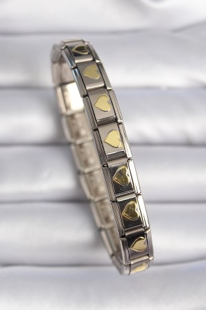 316L Çelik Gümüş Renk Gold Kalp İşleme Nomination Model Kadın Bileklik - TJ-BB6460 316L Çelik Gümüş Renk Gold Kalp İşleme Nomination Model Kadın Bileklik - TJ-BB6460