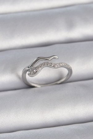 Pirinç Gümüş Renk Zirkon Taşlı Yılan Ayarlanabilir Model Kadın Yüzük - TJ-BYK3369