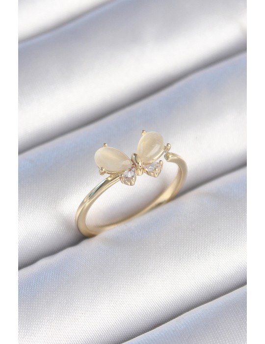 Pirinç Gold Renk Beyaz Mineli Zirkon Taşlı Model Kadın Yüzük - TJ-BYK3464