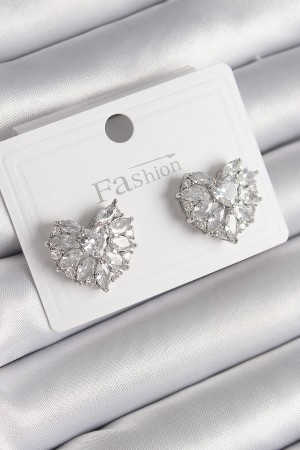 Pirinç Gümüş Renk Zirkon Taşlı Kalp Model Kadın Küpe - TJ-BKP9749 Pirinç Gümüş Renk Zirkon Taşlı Kalp Model Kadın Küpe - TJ-BKP9749