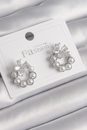 Pirinç Gümüş Renk İncili Halka Model Zirkon Taşlı Çiçek Detay Kadın Küpe - TJ-BKP9998