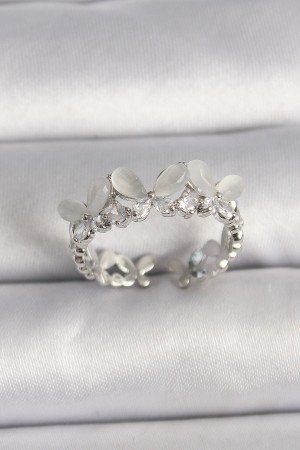 Pirinç Gümüş Renk Zirkon Taşlı Beyaz Mineli Model Ayarlanabilir Yüzük - TJ-BYK3530