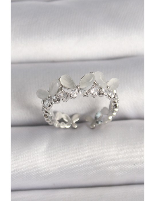 Pirinç Gümüş Renk Zirkon Taşlı Beyaz Mineli Model Ayarlanabilir Yüzük - TJ-BYK3530