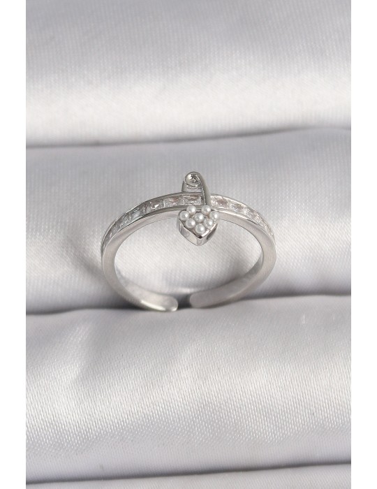 Pirinç Gümüş Renk Zirkon Taşlı İnci Detaylı Kilit Kalp Model Ayarlanabilir Yüzük - TJ-BYK3538
