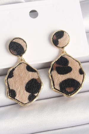 Pirinç Gold Renk Sallantı Leopar Desen Plaka Model Kadın Küpe - TJ-BKP10340
