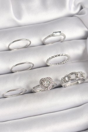 Pirinç Gümüş Renk Zirkon Taşlı Kalp Model Kadın Yüzük Kombini - TJ-BYK3661 Pirinç Gümüş Renk Zirkon Taşlı Kalp Model Kadın Yüzük Kombini - TJ-BYK3661