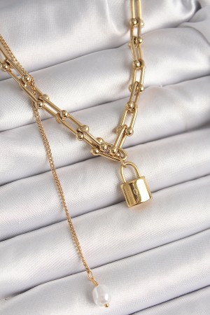 316L Çelik Gold Renk Zincir Model Kilit Figür Sallantı İnci Detay Kadın Kolye - TJ-BKO9938 316L Çelik Gold Renk Zincir Model Kilit Figür Sallantı İnci Detay Kadın Kolye - TJ-BKO9938
