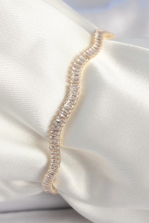 Pirinç Gold Renk Su Yolu Zirkon Taşlı Model Kadın Bileklik - TJ-BB6926 Pirinç Gold Renk Su Yolu Zirkon Taşlı Model Kadın Bileklik - TJ-BB6926