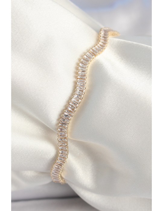 Pirinç Gold Renk Su Yolu Zirkon Taşlı Model Kadın Bileklik - TJ-BB6926