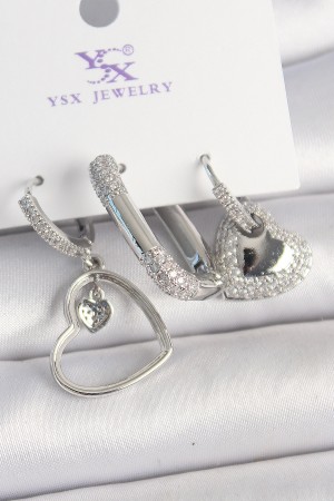 Pirinç Gümüş Renk Sallantı Zirkon Taşlı Kalp Model 3'Lü Kadın Kombin Küpe - TJ-BKP10442 Pirinç Gümüş Renk Sallantı Zirkon Taşlı Kalp Model 3'Lü Kadın Kombin Küpe - TJ-BKP10442