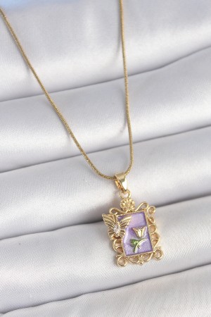 316L Çelik Gold Renk Zincir Mor Mineli Çiçek İşlemeli Zirkon Taşlı Detay Portre Model Kadın Kolye - TJ-BKO10190 316L Çelik Gold Renk Zincir Mor Mineli Çiçek İşlemeli Zirkon Taşlı Detay Portre Model Kadın Kolye - TJ-BKO10190
