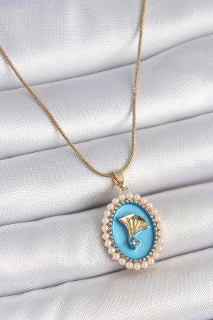 316L Çelik Gold Renk Zincir Mavi Mineli İncili Zirkon Taşlı Çiçek İşlemeli Portre Model Kadın Kolye - TJ-BKO10196 316L Çelik Gold Renk Zincir Mavi Mineli İncili Zirkon Taşlı Çiçek İşlemeli Portre Model Kadın Kolye - TJ-BKO10196