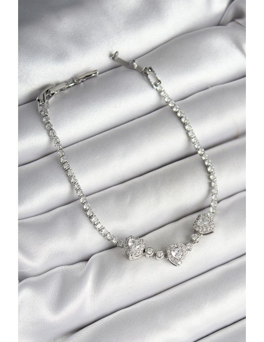 Pirinç Sıralı Kalp Figürlü Zirkon Taşlı Gümüş Renk Kadın Bileklik - TJ-BB6980