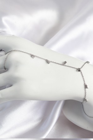 Pirinç Zirkon Taşlı Sallantılı Model Gümüş Renk Kadın Şahmeran - TJ-SN700 Pirinç Zirkon Taşlı Sallantılı Model Gümüş Renk Kadın Şahmeran - TJ-SN700