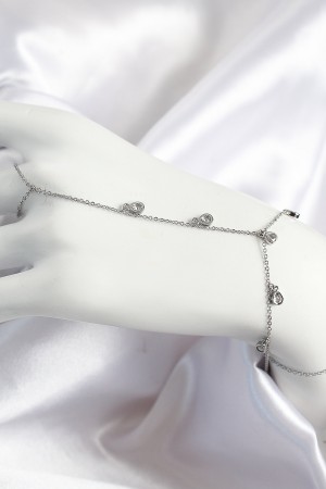 Pirinç Zirkon Taşlı Sallantılı Damla Model Gümüş Renk Kadın Şahmeran - TJ-SN704 Pirinç Zirkon Taşlı Sallantılı Damla Model Gümüş Renk Kadın Şahmeran - TJ-SN704