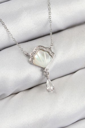 Pirinç Zirkon Taşlı İstiridye Model Gümüş Renk Kadın Kolye - TJ-BKO10417