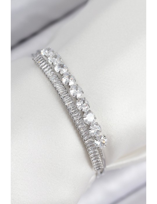 Pirinç Zirkon Taşlı Su Yolu Model Gümüş Renk Kadın Bileklik - TJ-BB7858