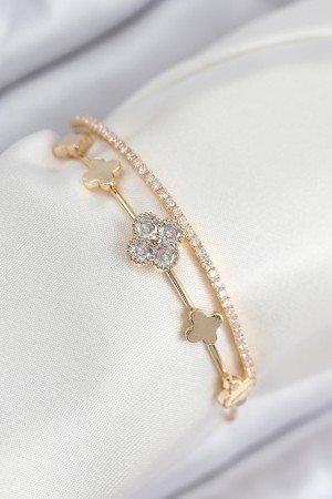 Pirinç Zirkon Taşlı Yonca Model Gold Renk Kadın Bileklik - TJ-BB7885 Pirinç Zirkon Taşlı Yonca Model Gold Renk Kadın Bileklik - TJ-BB7885