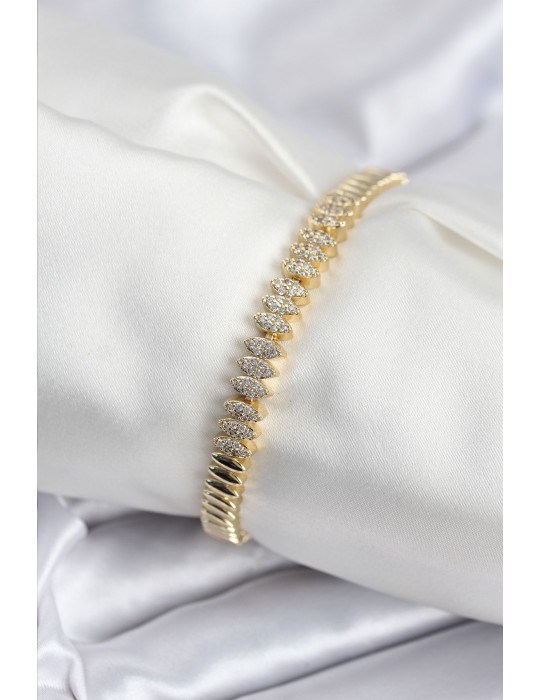 Pirinç VIP Seri Gold Renk Zirkon Taşlı Arpa Model Kadın Bileklik - TJ-BB7928