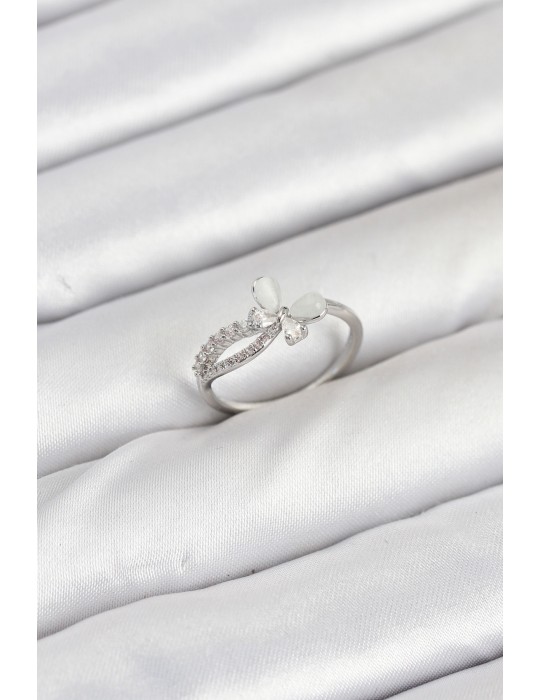 Pirinç Gümüş Renk Zirkon Taşlı Kadın Yüzük - TJ-BYK3855