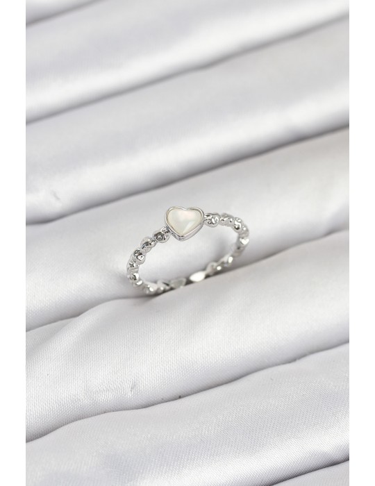 Pirinç Gümüş Renk Kalpli Model Kadın Yüzük - TJ-BYK3875
