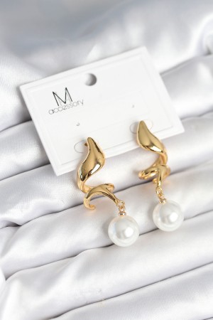 inci Detaylı Sarmal Model Gold Renk Pirinç Kadın Küpe - TJ-BKP11291 inci Detaylı Sarmal Model Gold Renk Pirinç Kadın Küpe - TJ-BKP11291