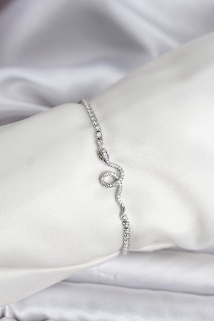 Yılan Model Zirkon Taşlı Gümüş Renk Pirinç Su Yolu Kadın Bileklik - TJ-BB8105 Yılan Model Zirkon Taşlı Gümüş Renk Pirinç Su Yolu Kadın Bileklik - TJ-BB8105