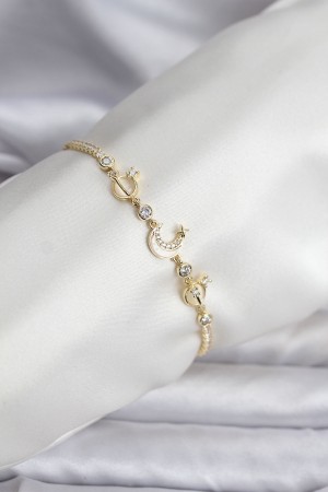 Charmlı Model Zirkon Taşlı Gold Renk Su Yolu Kadın Bileklik - TJ-BB8108 Charmlı Model Zirkon Taşlı Gold Renk Su Yolu Kadın Bileklik - TJ-BB8108