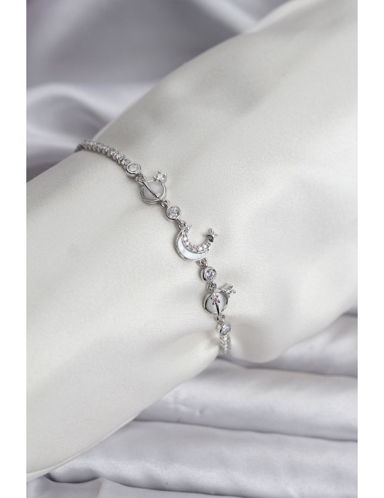 Charmlı Model Zirkon Taşlı Gümüş Renk Su Yolu Kadın Bileklik - TJ-BB8109