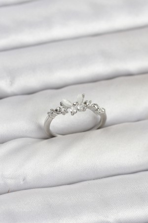 Model Gümüş Renk Pirinç Kadın Yüzük - TJ-BYK3920