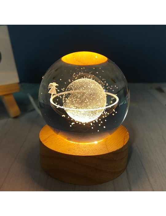 Dekoratif Satürn Kız Tasarımlı Ahşap altlıklı Işıklı Cam Küre Büyük Boy Cam: 8 Cm Ahşap 2 Cm