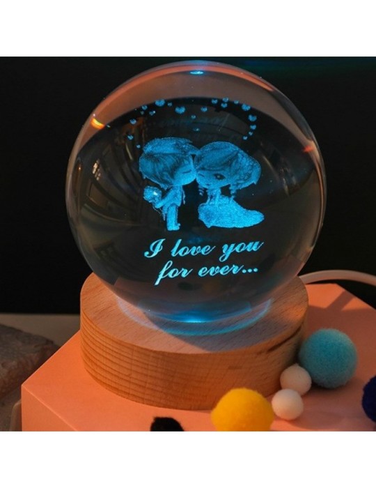 Dekoratif Öpüşen Sevgili Tasarımlı Ahşap altlıklı Işıklı Cam Küre Büyük Boy