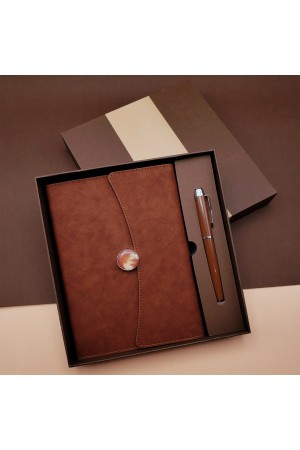 Kutulu Defter Kalem Set Kutulu Defter Kalem Set