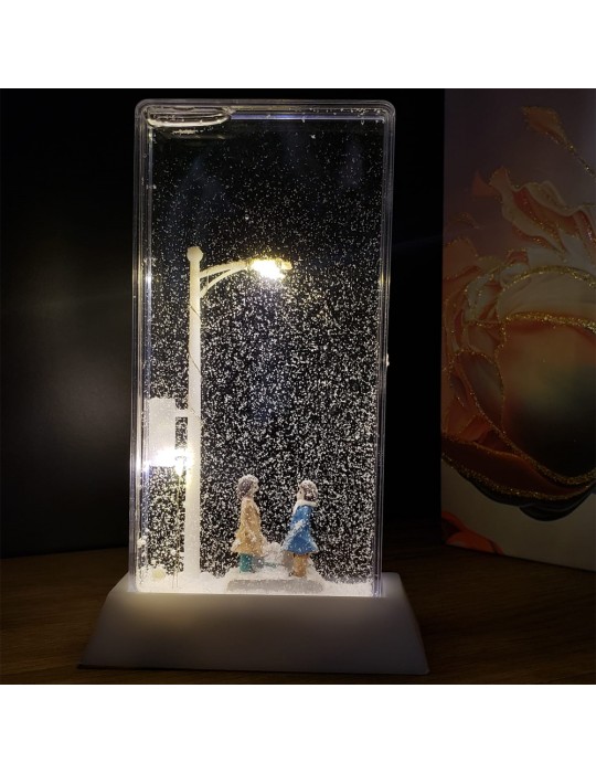 Romantik Sevgililer Tasarımlı Sokak Lambası Kar Küresi