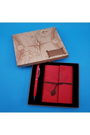 Kırmızı Kalem ve Defter Kırmızı Kalem ve Defter