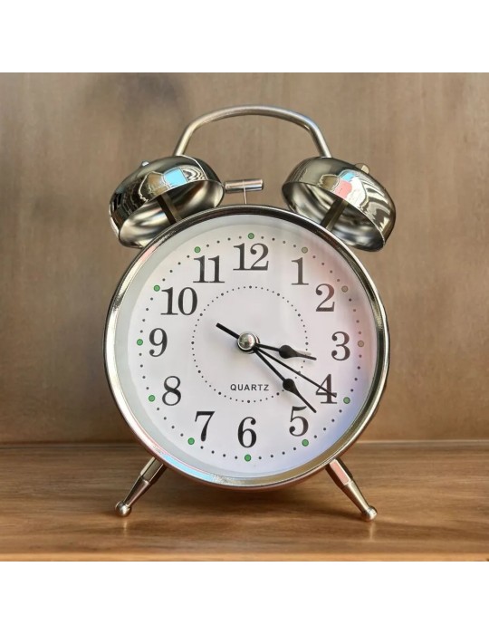 Gümüş Metal Alarmlı Masa Saati