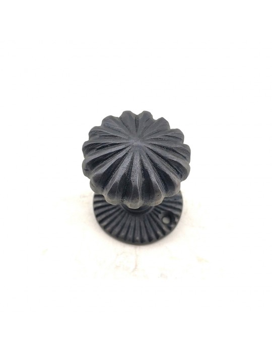 Antika Tarz Dekoratif Pirinç Açarlı Kapı Babası - 50mm, Oksit