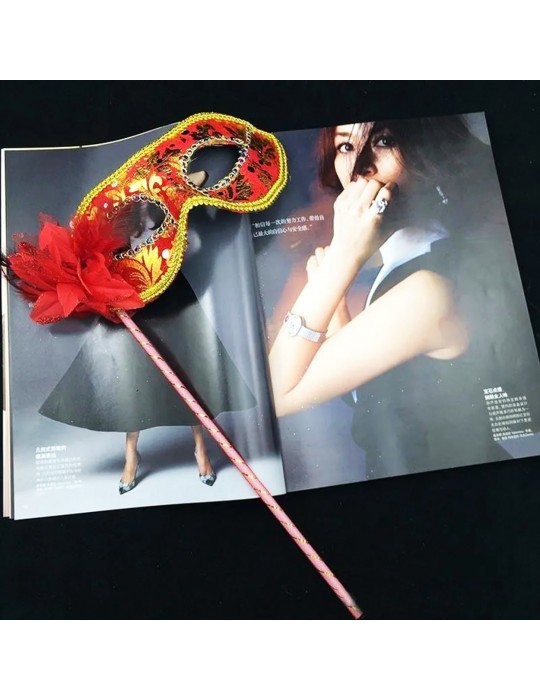 Lüks Taşlı Saplı Maskeli Balo Maskesi Kırmızı Renk 35 cm