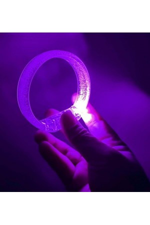 Mor Led Işıklı Baskı Yapılabilen Pilli Bileklik Bilezik 1,5 cm Genişlik Mor Led Işıklı Baskı Yapılabilen Pilli Bileklik Bilezik 1,5 cm Genişlik